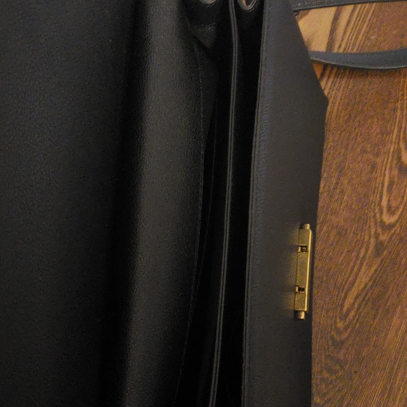 Love & Lore Edie Flap Satchel - Black and Gold - Picture 4 of 5